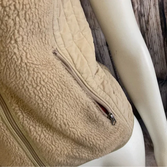 Sale 5 For $25 Patagonia Synchilla Vest - Picture 4 of 16